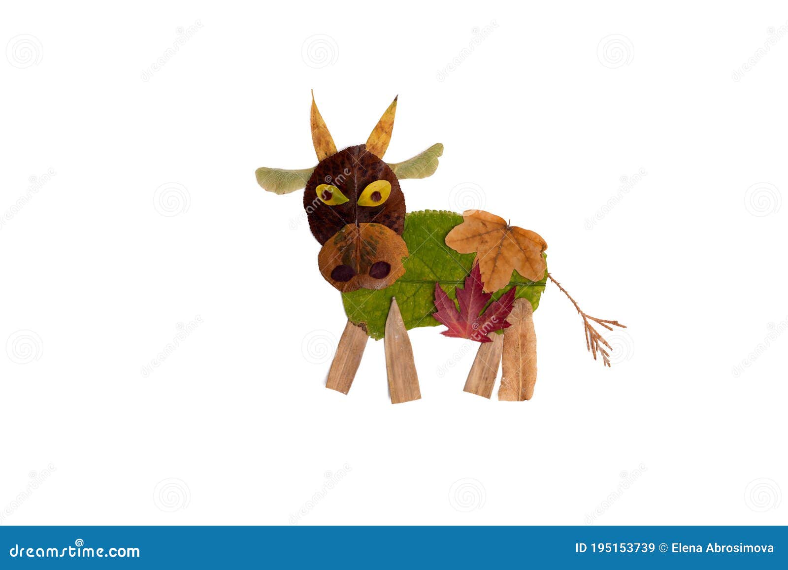 Artesanía De Naturaleza Otoñal Para Niños Vacas Hechas De Hojas Secas Imagen de archivo - Imagen de proyecto, creativo: 195153739 Artesanía De Naturaleza Otoñal Para Niños Vacas Hechas De Hojas Secas Imagen de archivo - Imagen de proyecto, creativo: 195153739