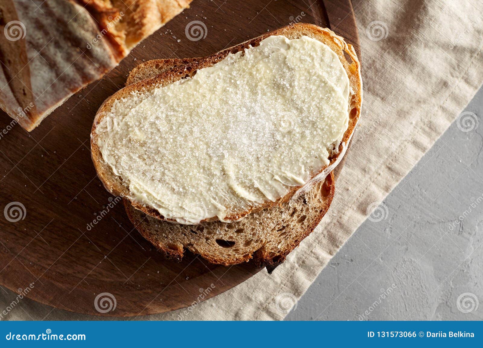Хлеб сахар вода. Бутерброд хлеб масло сахар. Хлеб с маслом и сахаром. Бутерброд с маслом. Хлеб с маслом и солью.