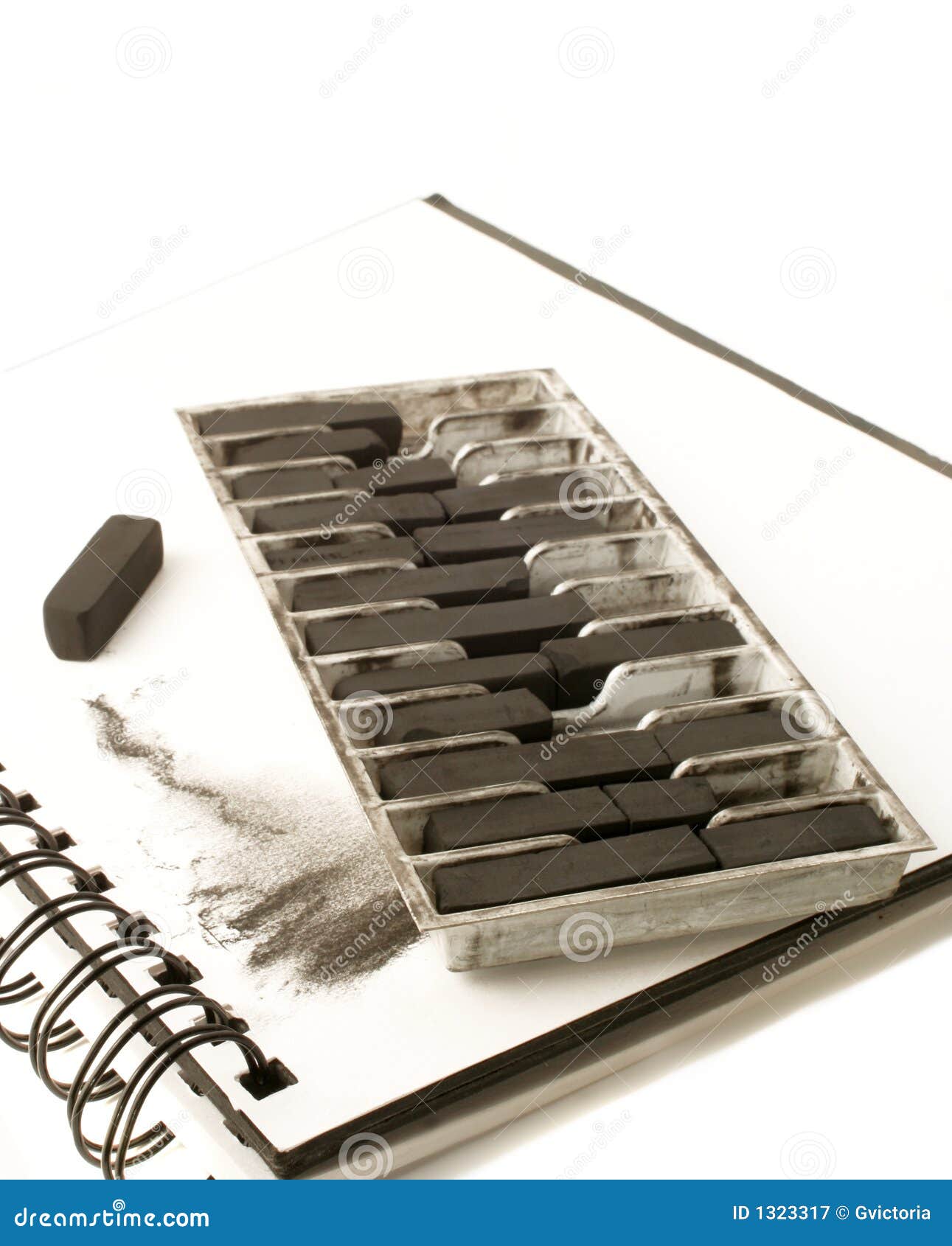 283 Charcoal Art Tools Stock Photos - Free & Royalty-Free Stock