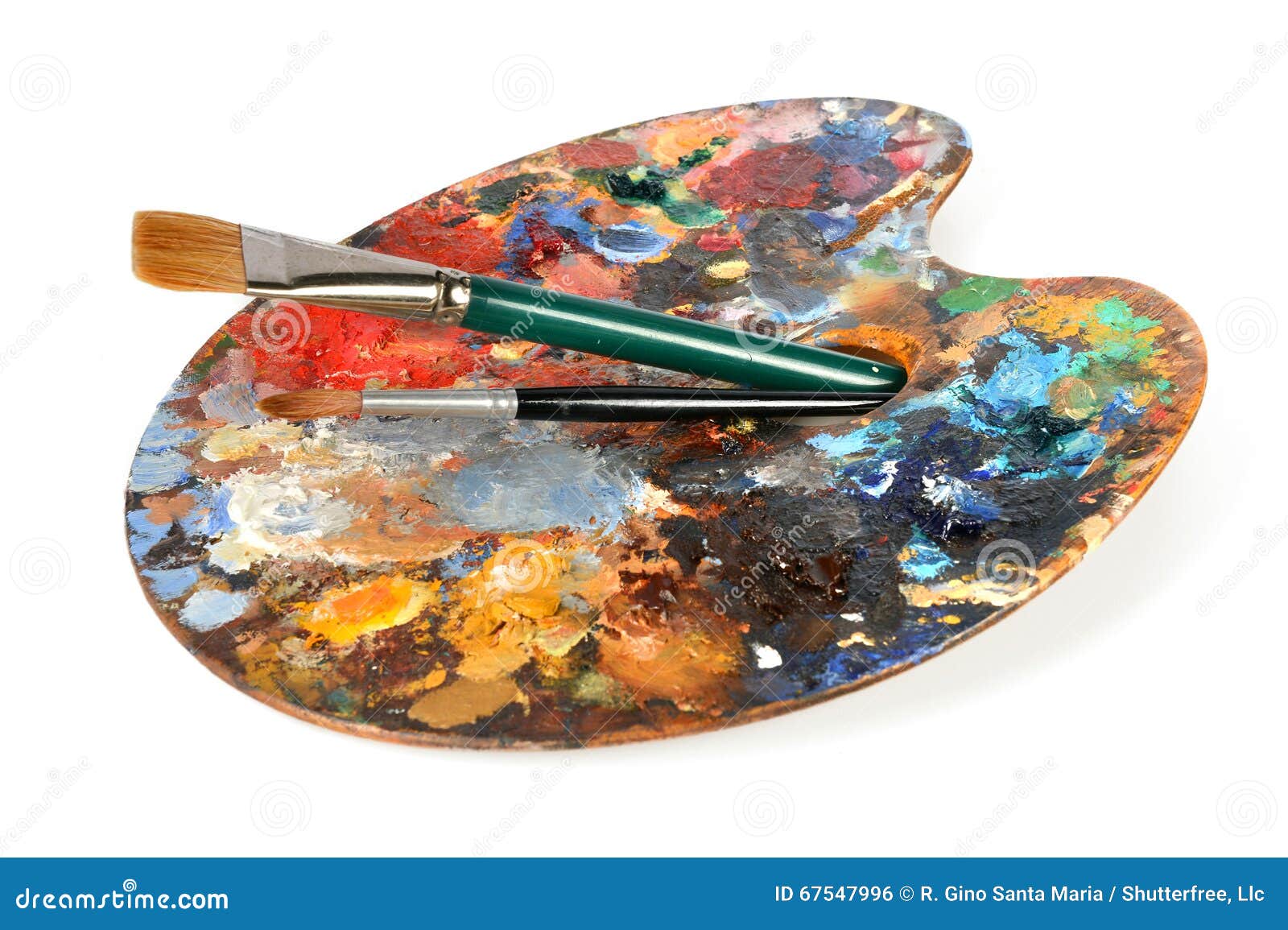 artist palette with paintbrushes