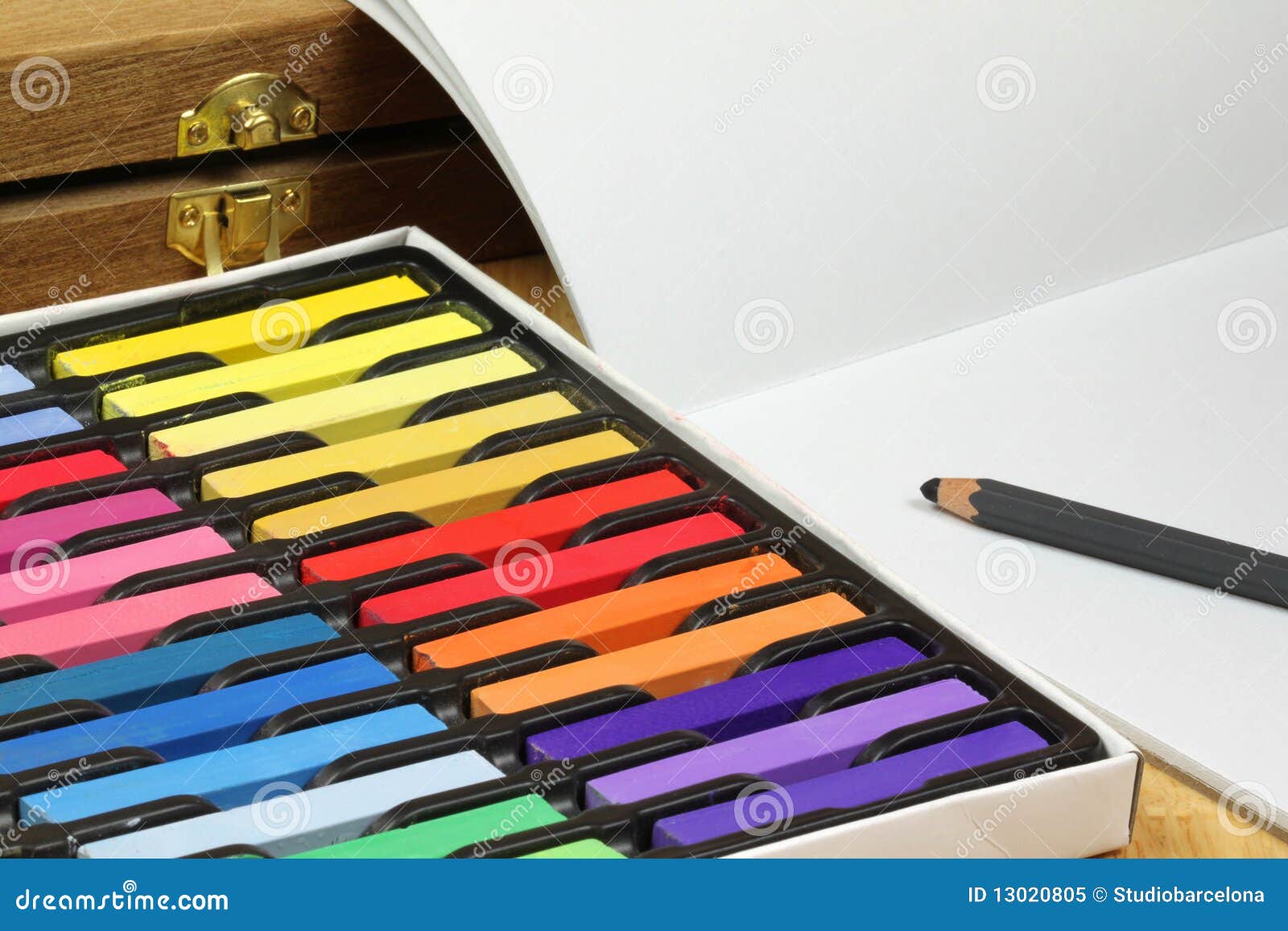 Artist s tools stock image. Image of blue, pink, palette - 13020805