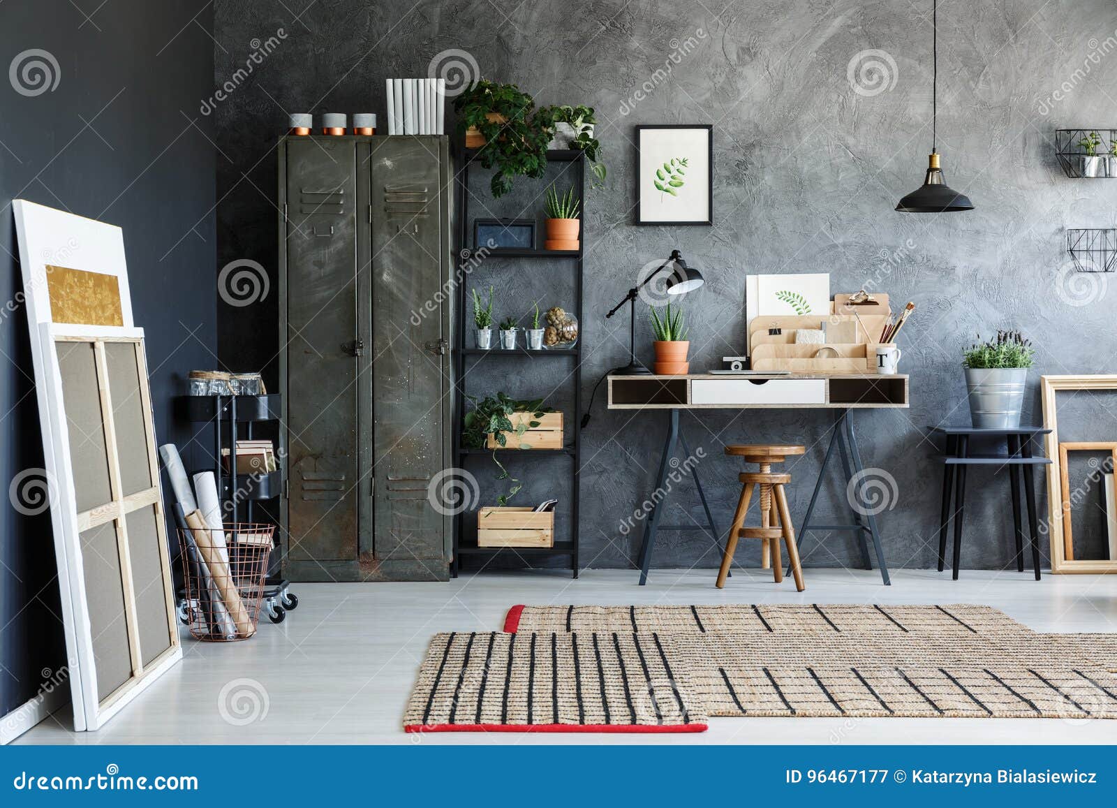 Artist studio in loft room stock image. Image of hipster 96467177