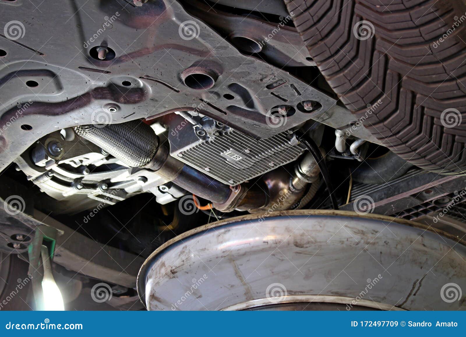 Car Engine Oil Change in Mechanical Stock Image Image of changing, maintenance 172497709