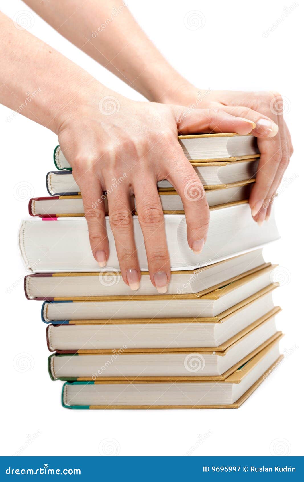 Купить книгу с рук. Стопка книг в руках. Книга в руках. Стопка книг и рука с книгой. Иллюстрации люди с стопкой книг в руках.