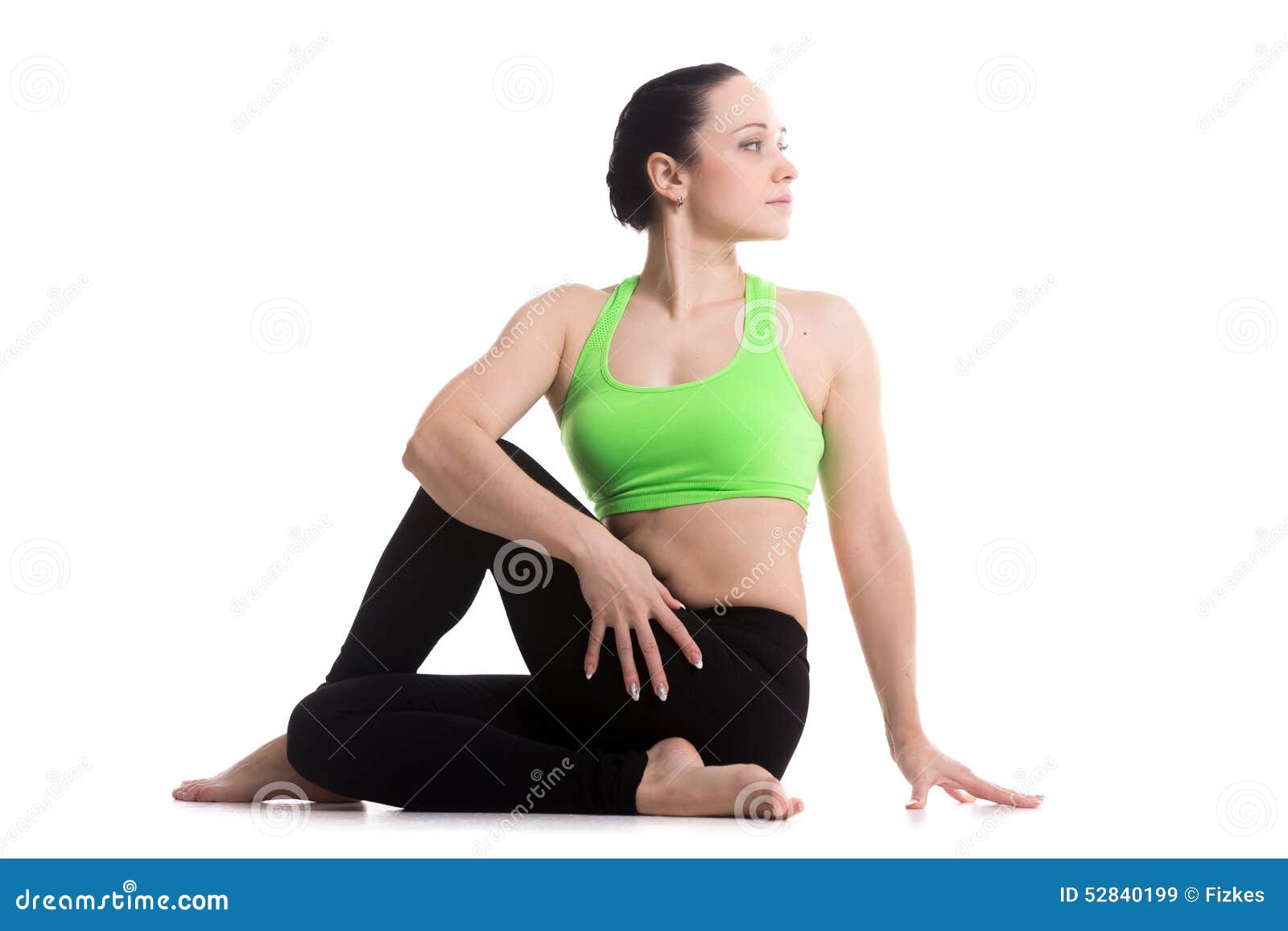 Asana Ardha Matsyendrasana Da Ioga Imagem de Stock - Imagem de isolado,  profissional: 52840199, image size:1600x1157