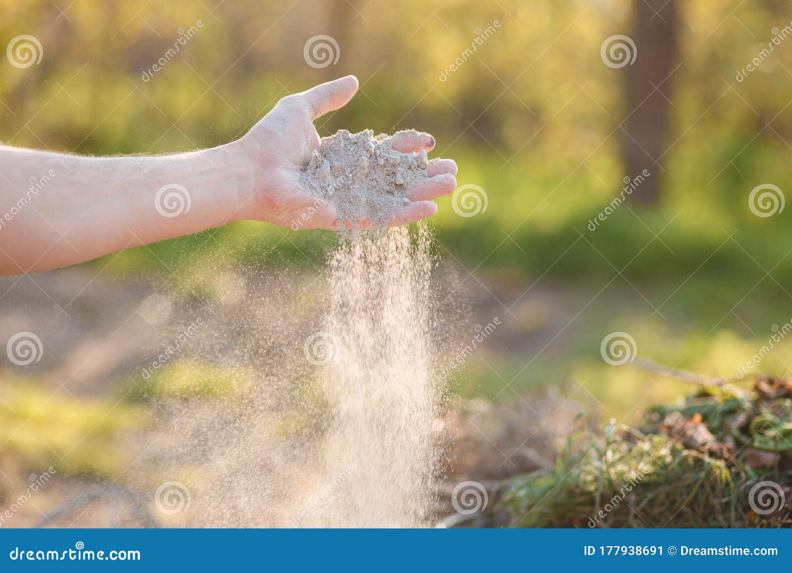 Ash in hand fertilizer stock image. Image of forest 177938691