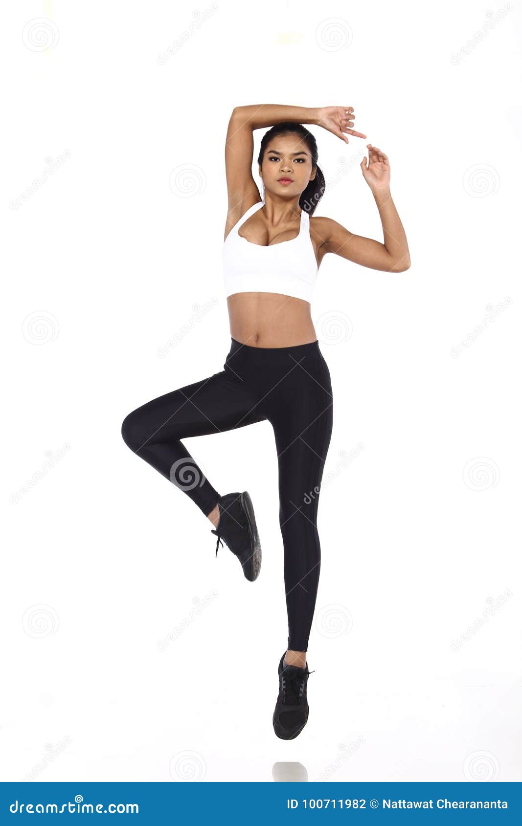 Premium PSD Full Length Slim Body Tanned Skin 20s Asian Fitness Woman In  Sport Grey Bra Spandex Pants, Athlete Girl Exercise Short Black Hair  Jogging Run And Look At Camera