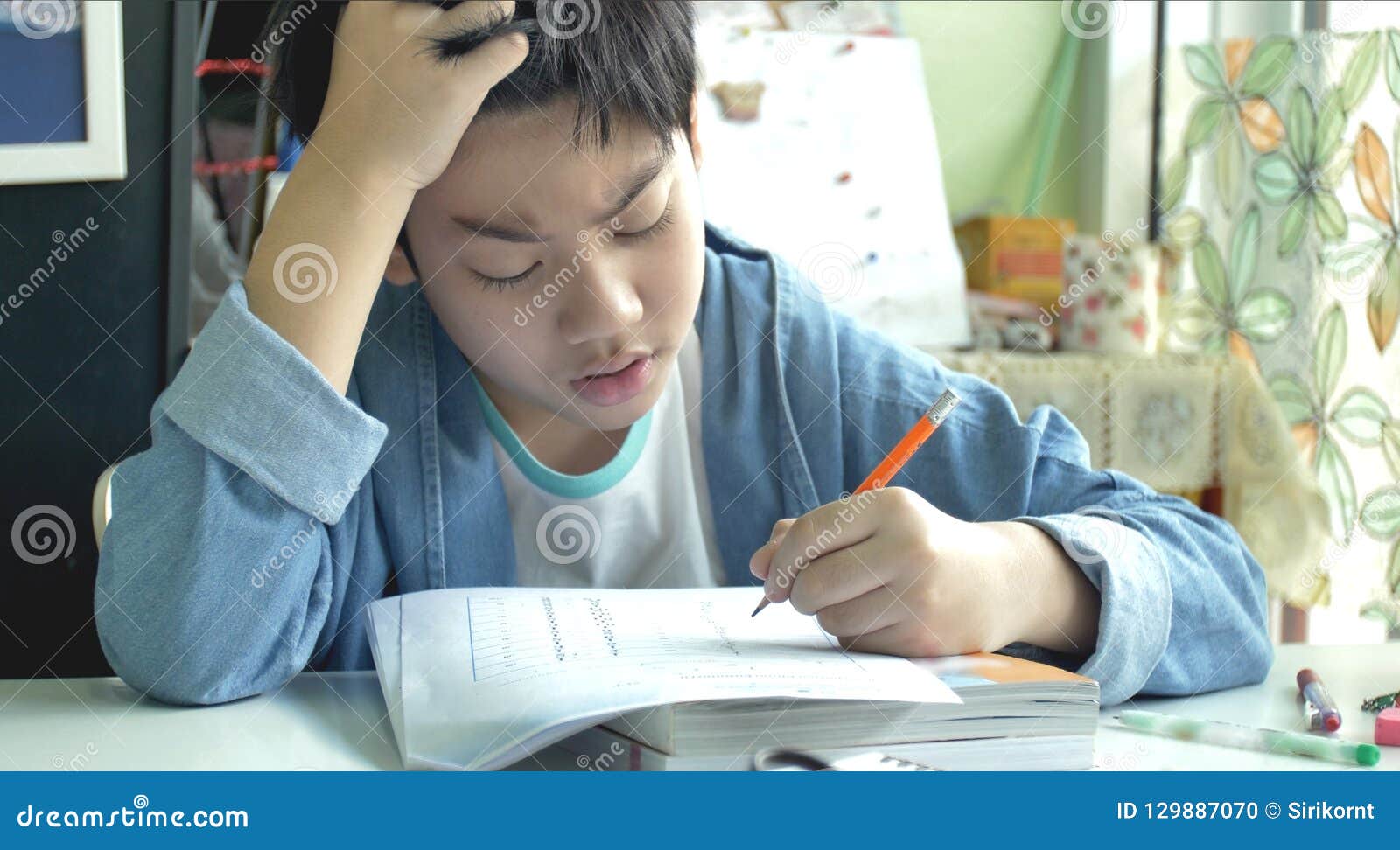 chinese children doing homework