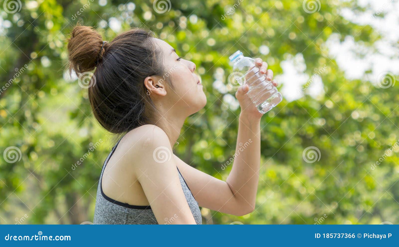 Asian Cute Sport Healthy Fit and Firm Slim Teen Girl Drink Water from  Plastic Bottle on the Hand in Summer Hot Day at Outdoor Stock Image - Image  of health, athlete: 185737425