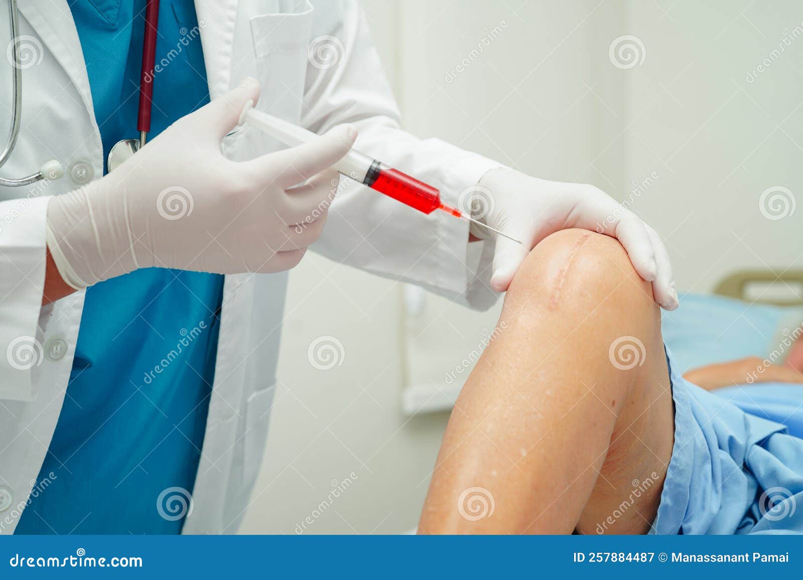 asian doctor inject hyaluronic acid platelet rich plasma into the knee of senior woman to walk without pain