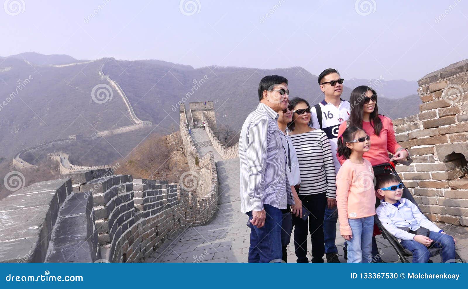 Thousands Tourists Visit Daily Chinese Wall Stock Photo 138458411
