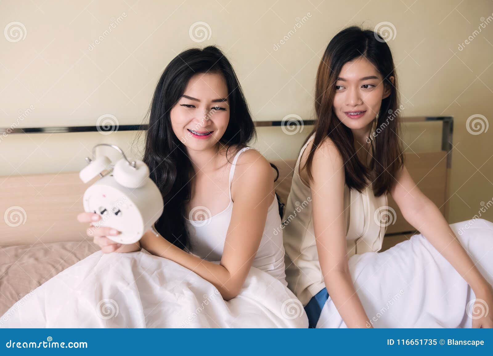 1300px x 957px - Asian and black girls lesbian