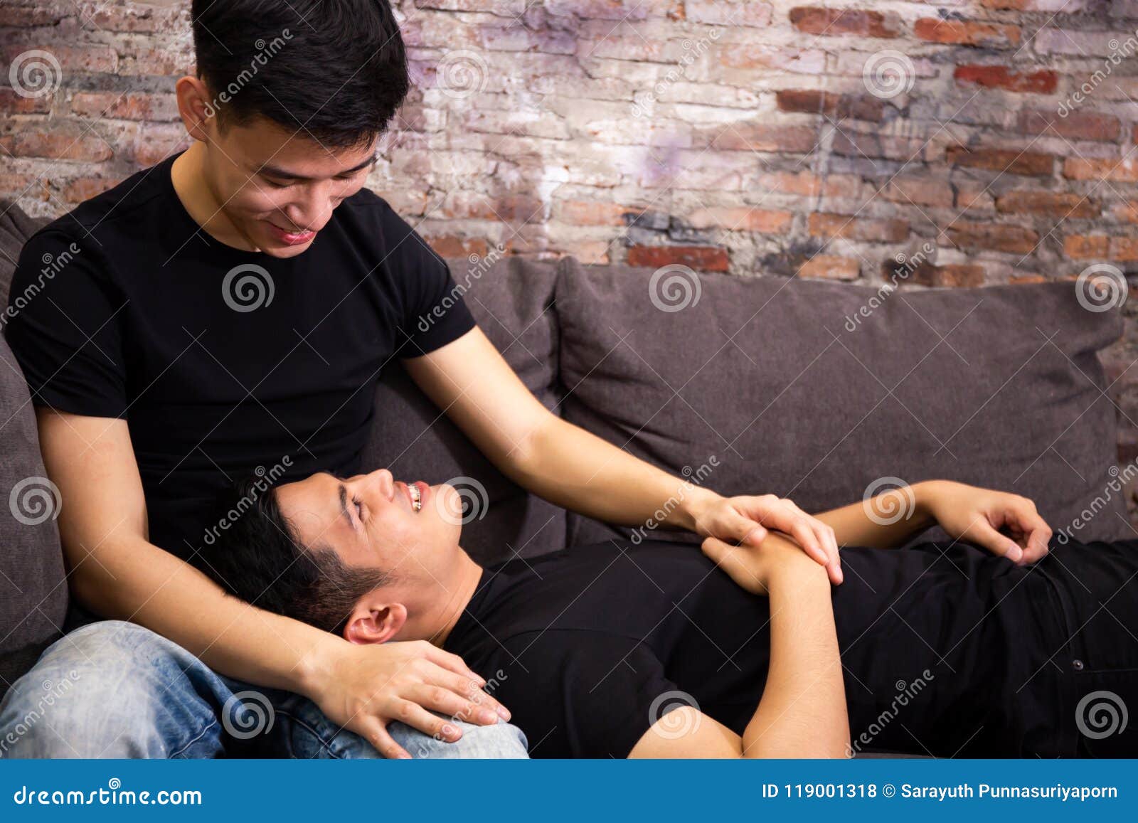 Nos Annonces gay :