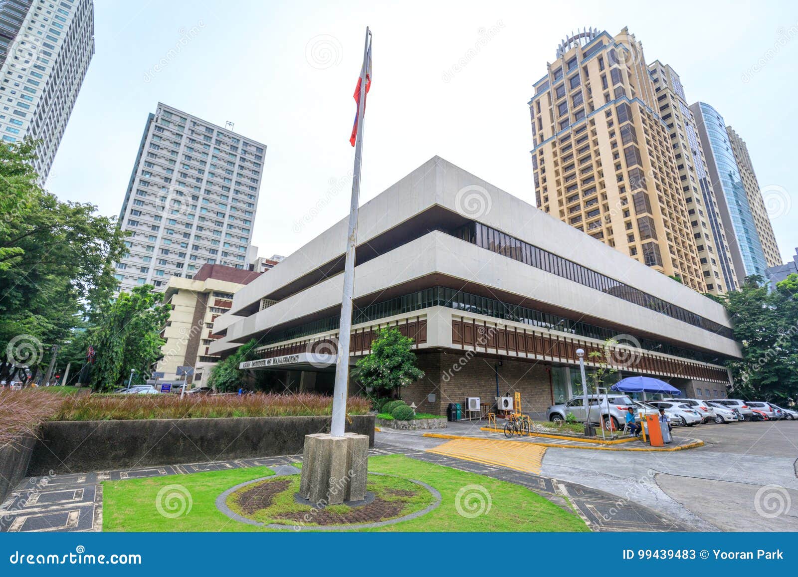 Asian Institute of Management Building on Sep 4, 2017 in Makati, Metro  Manila, Philippines Editorial Stock Photo - Image of downtown, exterior:  99439483