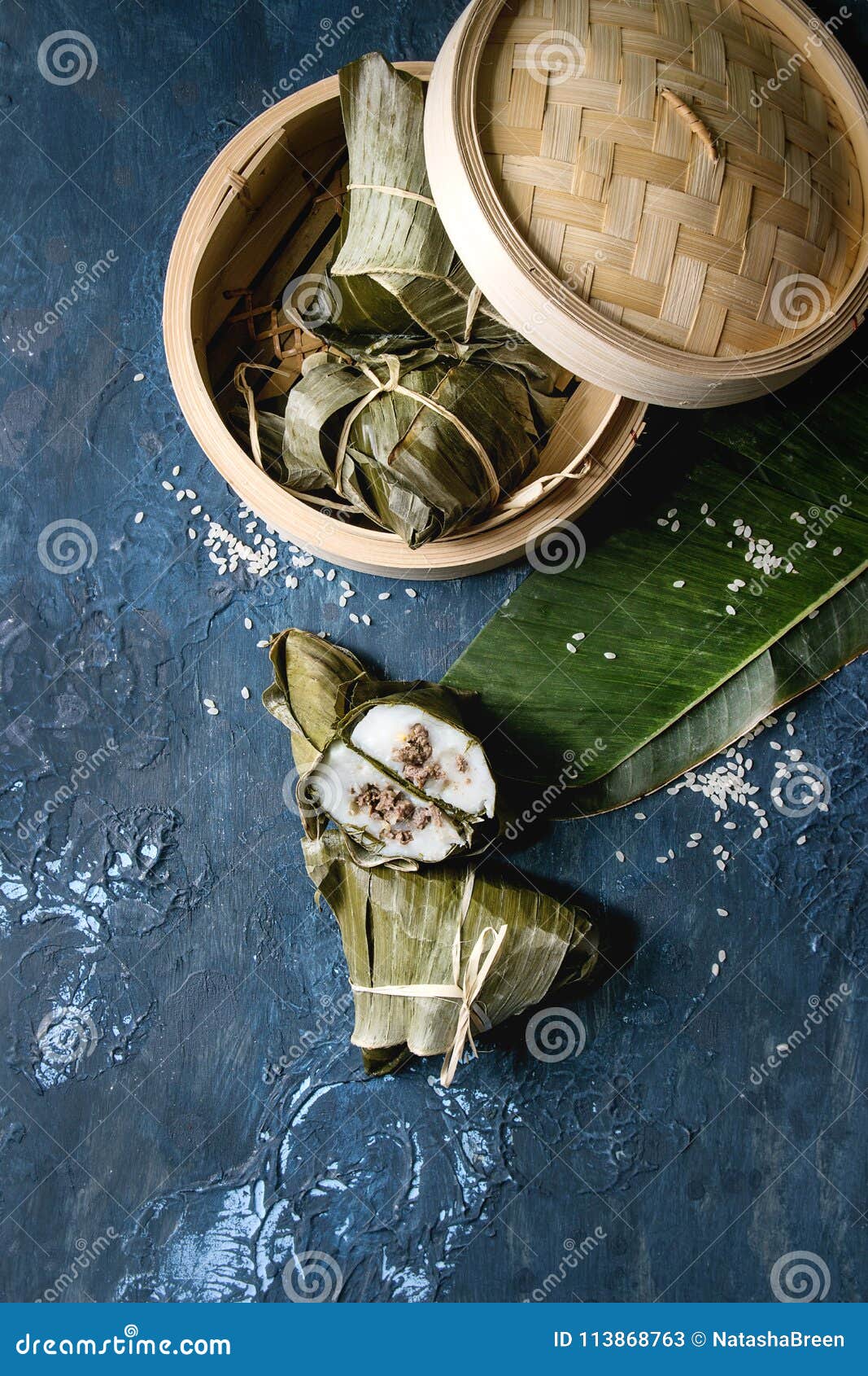 rice piramidal dumplings