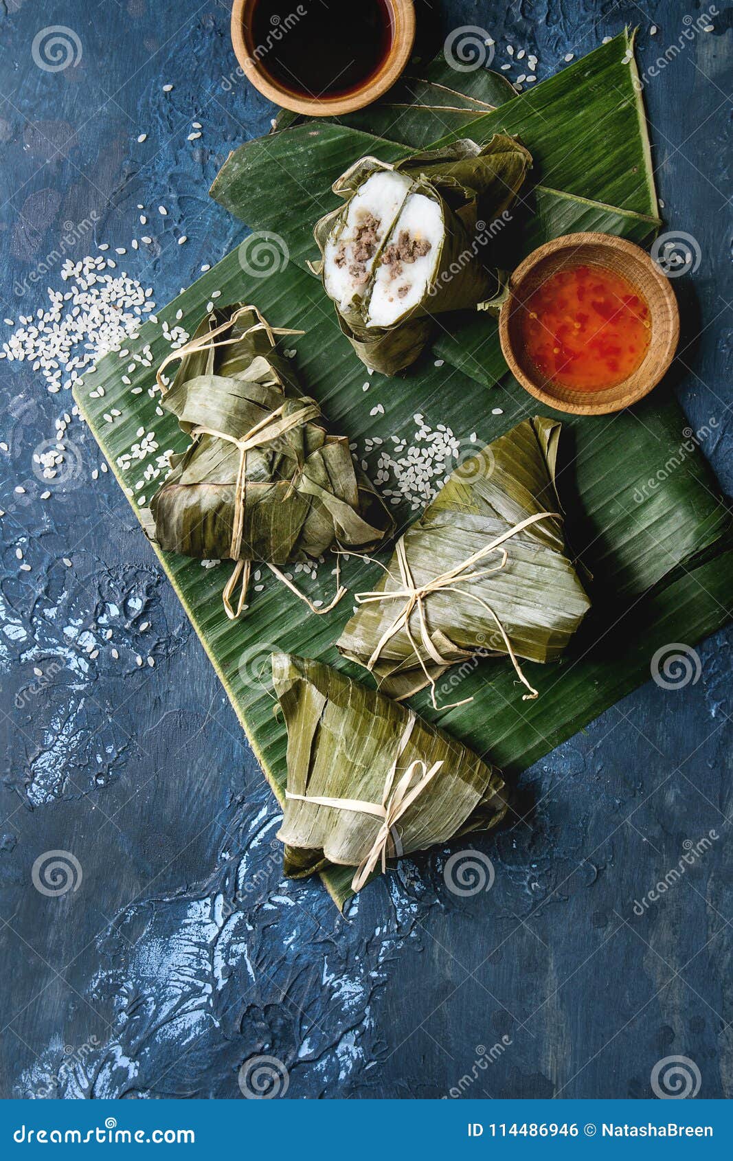 rice piramidal dumplings