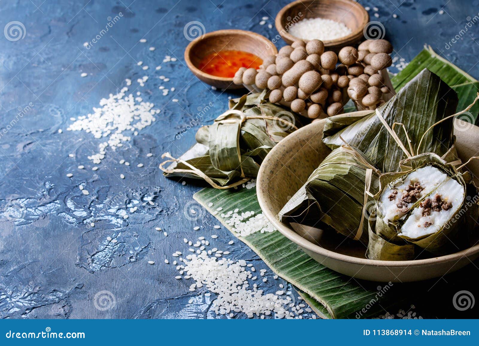 rice piramidal dumplings