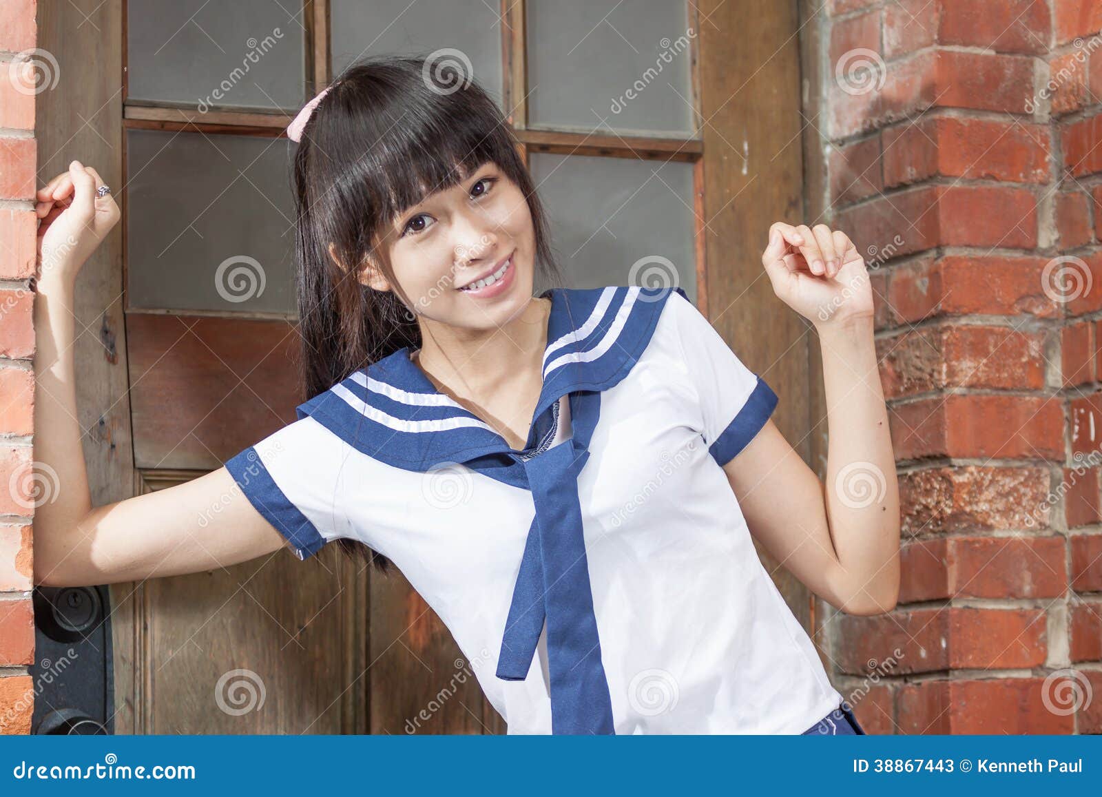 Naked Asian Schoolgirl