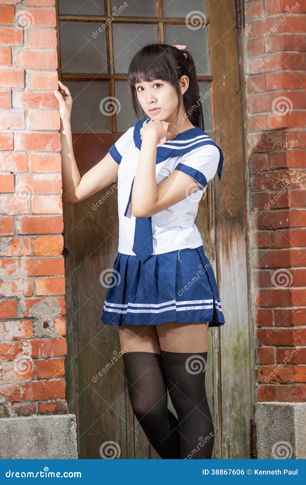 Naked Asian Schoolgirl