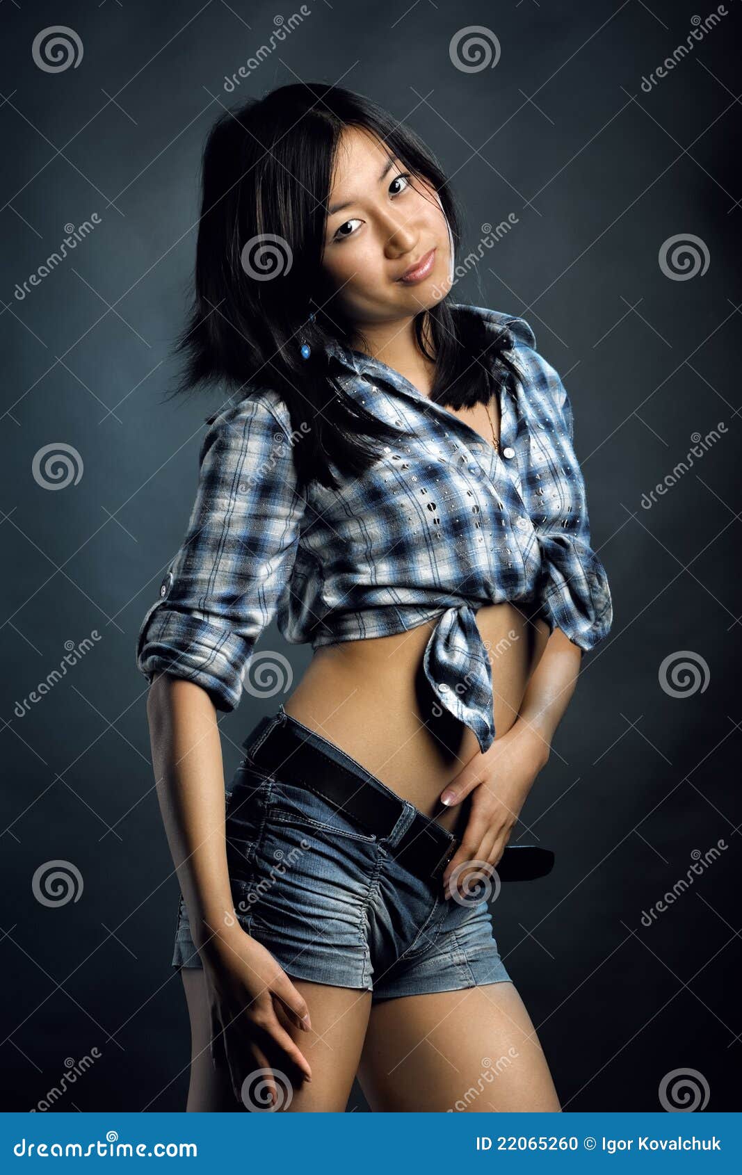 Shirt Asian Woman 81