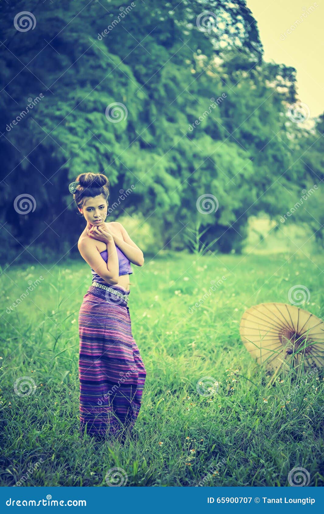 Asian Woman Wearing Thai Lanna Series Identity Culture Of Thailand Stock Image Image Of Life