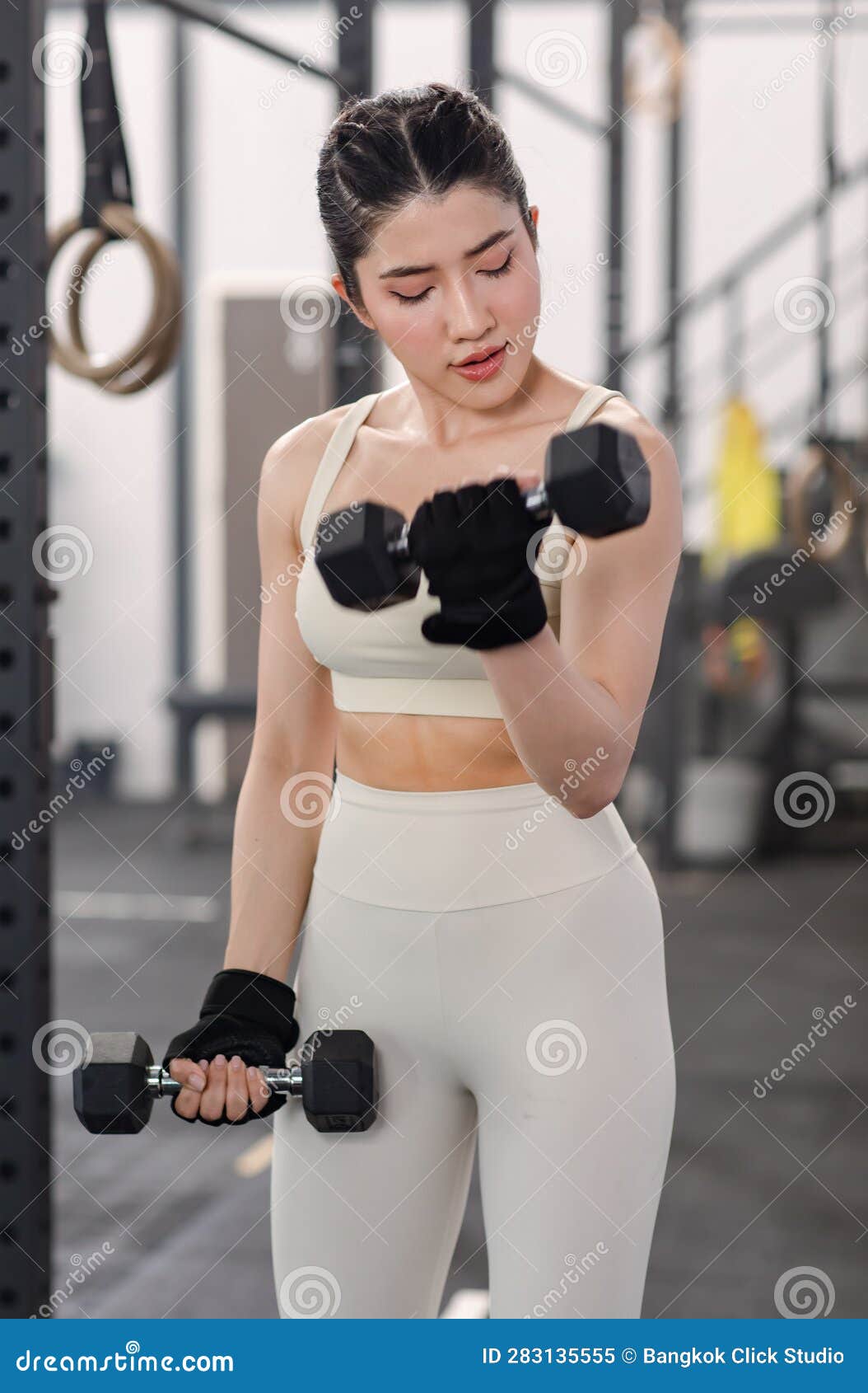 Asian Young Female Fit Strong Body Sporty Athletic Fitness Model in Sport  Bra Legging Gloves Standing Posing Holding Lifting Metal Stock Image -  Image of bodybuilder, activity: 283135555