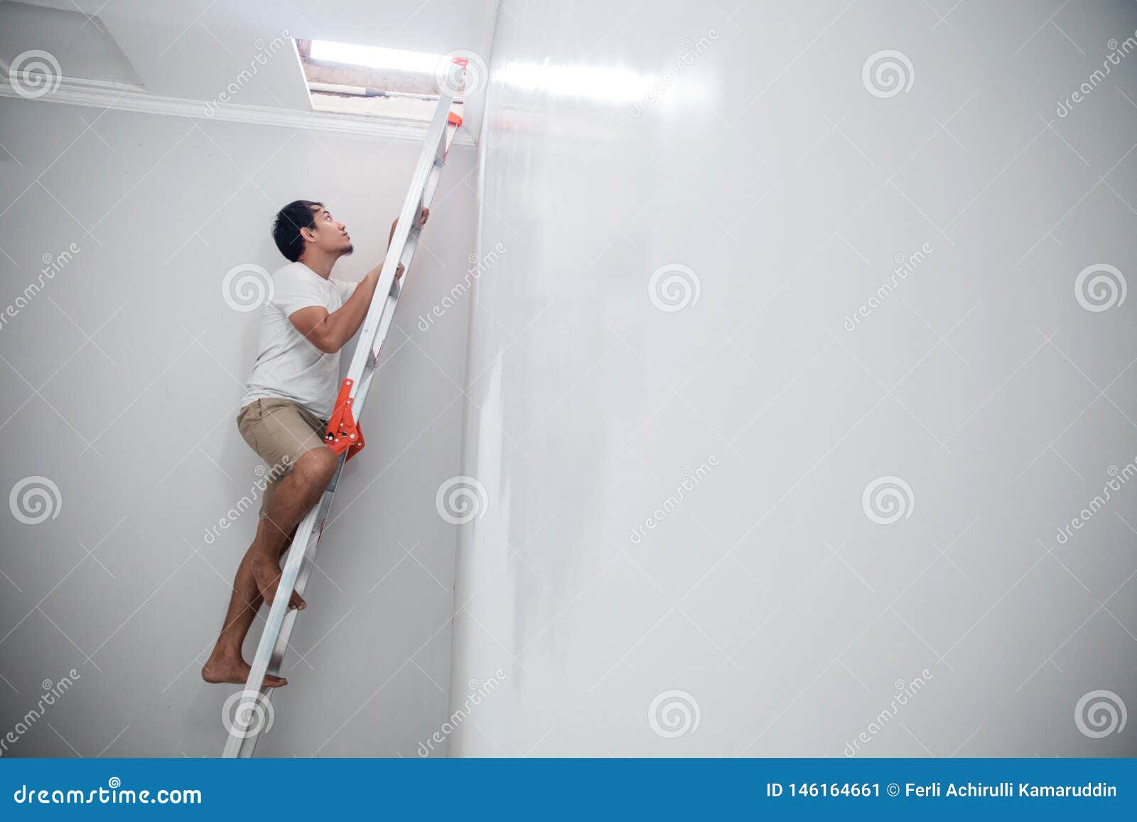 Man Repair The Broken Ceiling Stock Image Image Of Indoor