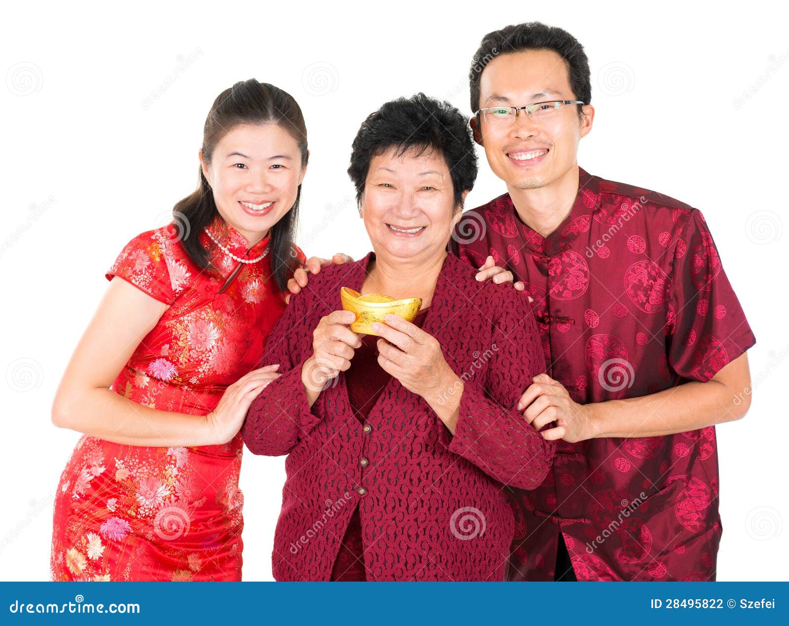 Lyckligt kinesiskt nytt år. Asiatisk kinesisk familjhälsning, innehav per guldtackan som isoleras på vitbakgrund