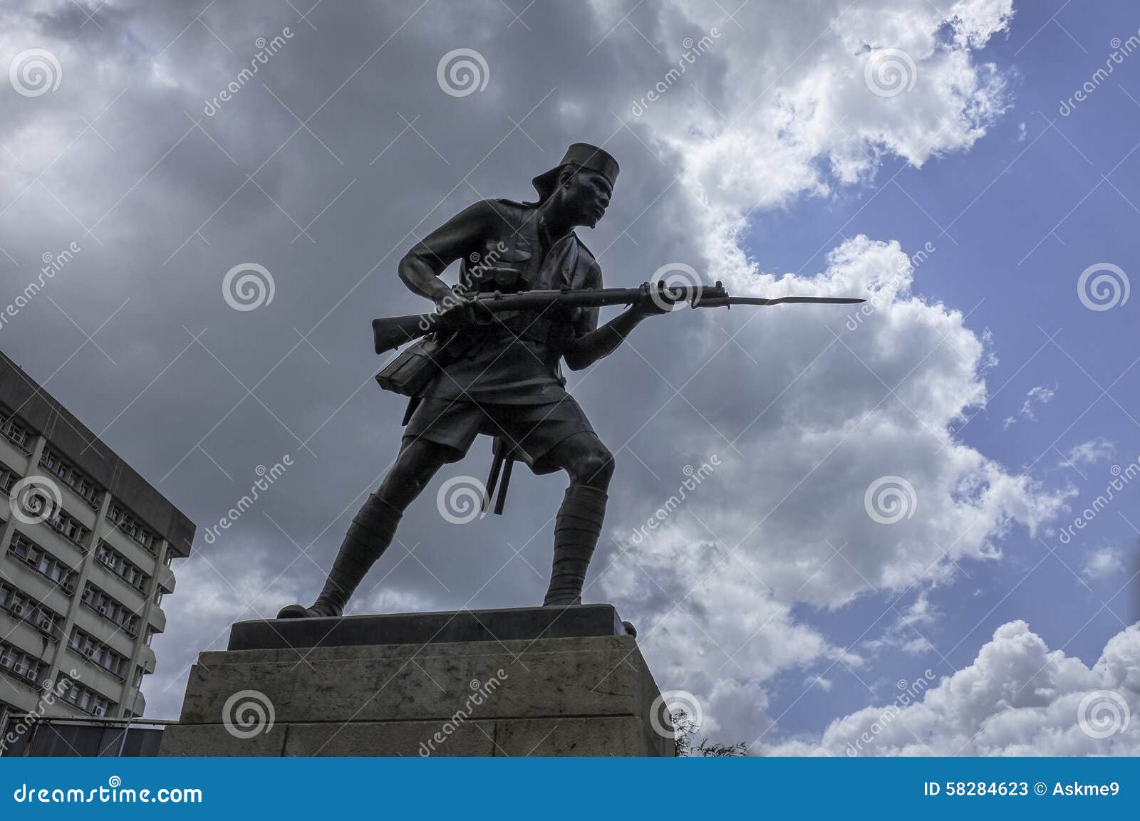 askari monument dar es salaam