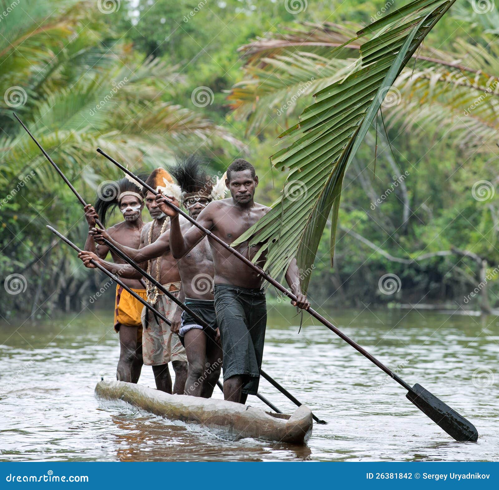 double paddle canoes