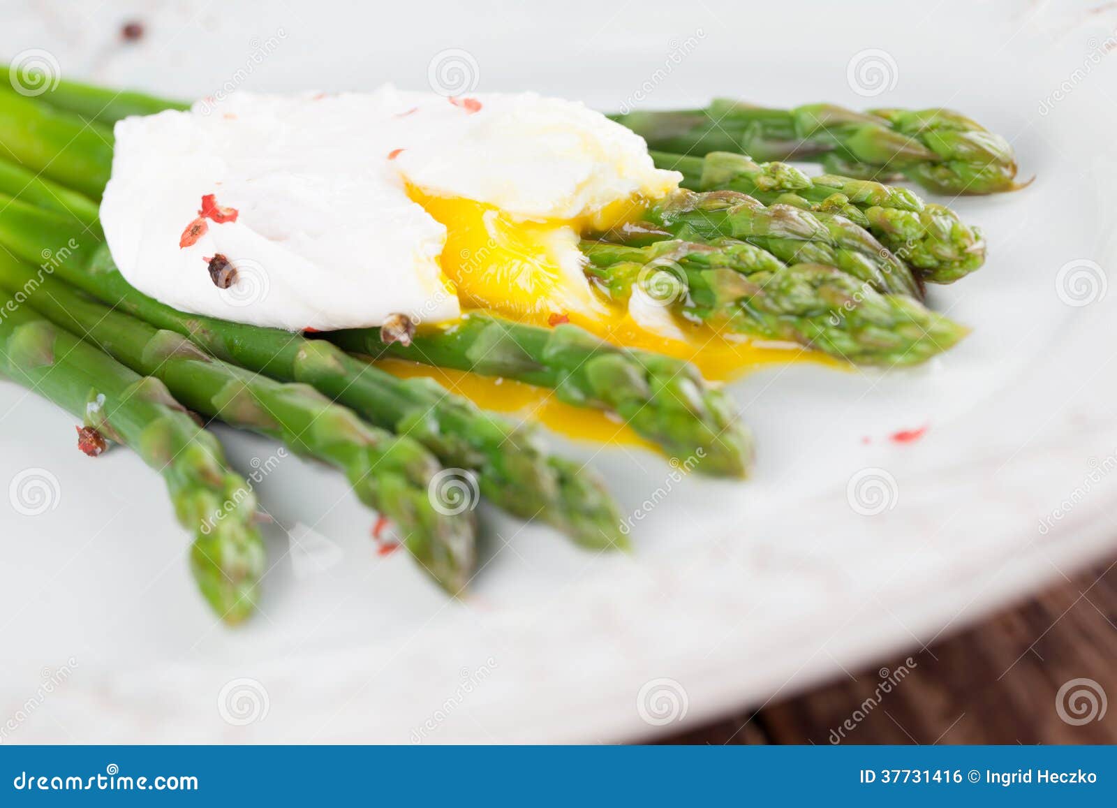 Asparagus with poached egg stock photo. Image of boiled 37731416