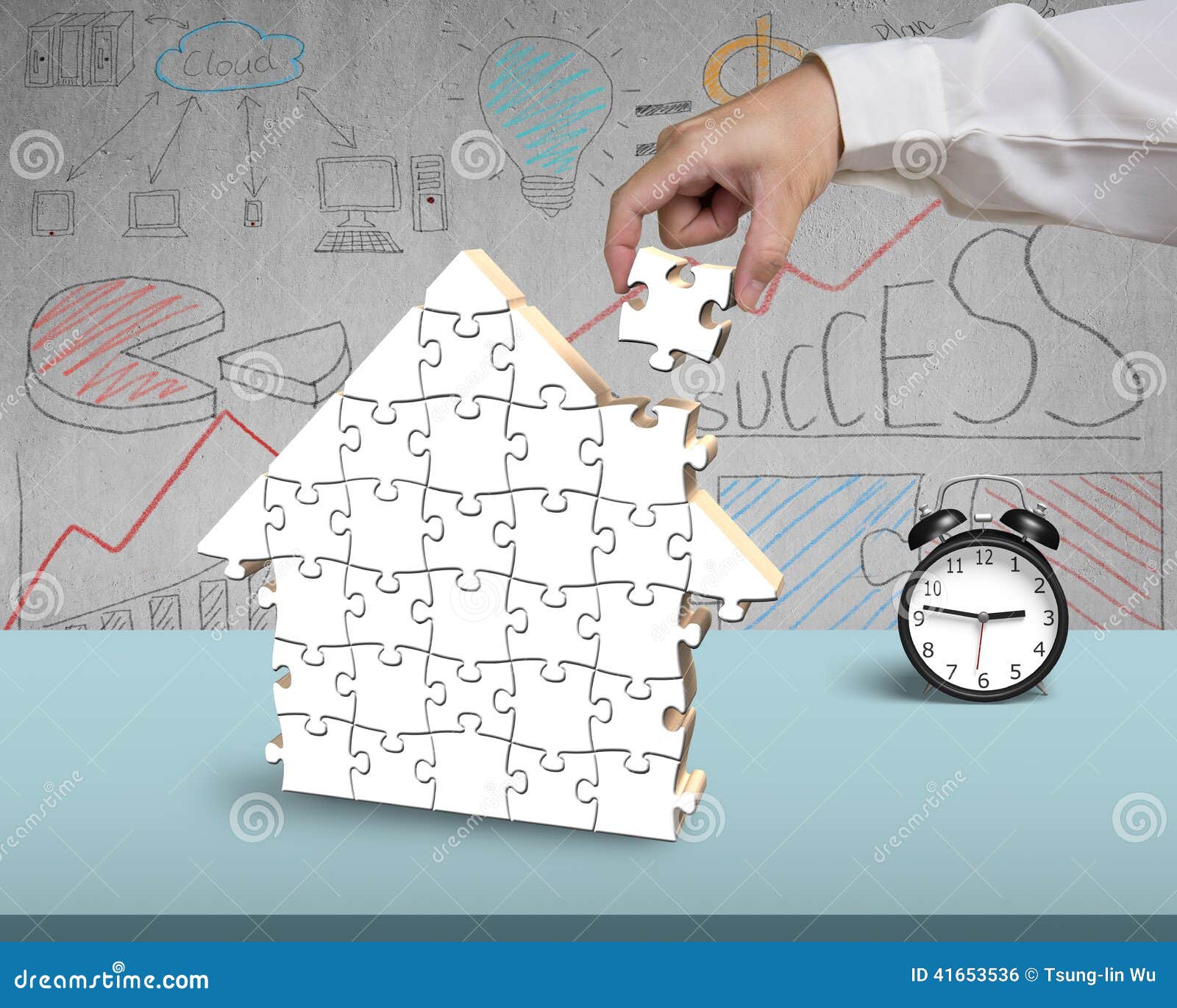 Assembling Puzzles For House Shape In Office Stock Illustration