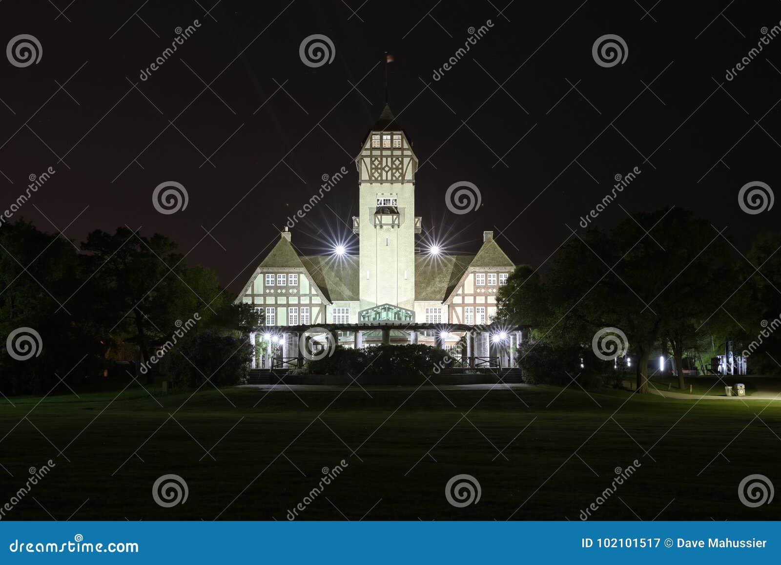 assiniboine park pavilion