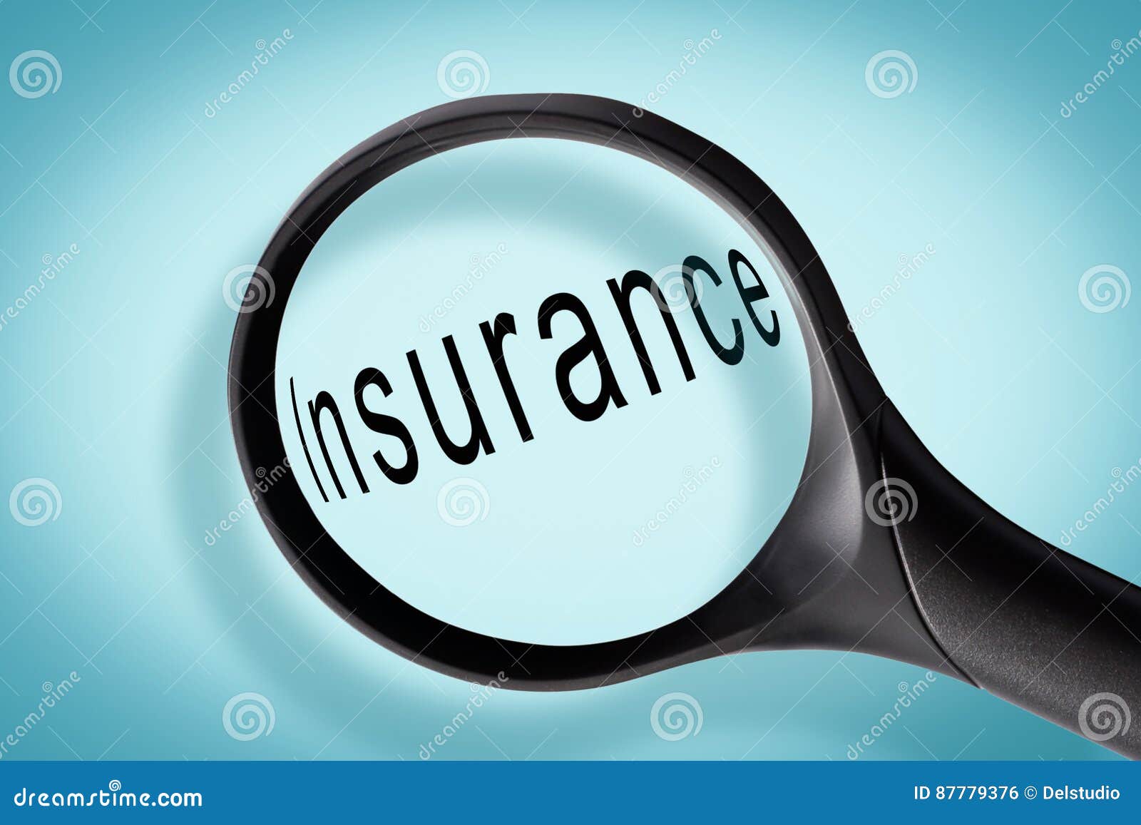 Assurance De Word Vue Par Une Loupe Photo stock Image du