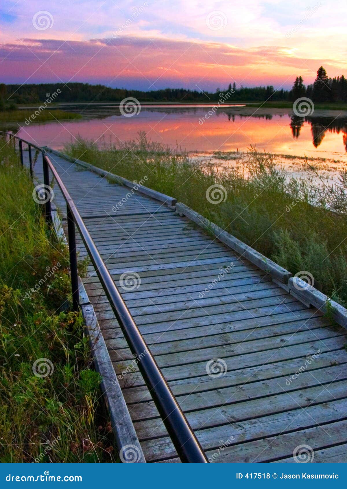 astotin walkway