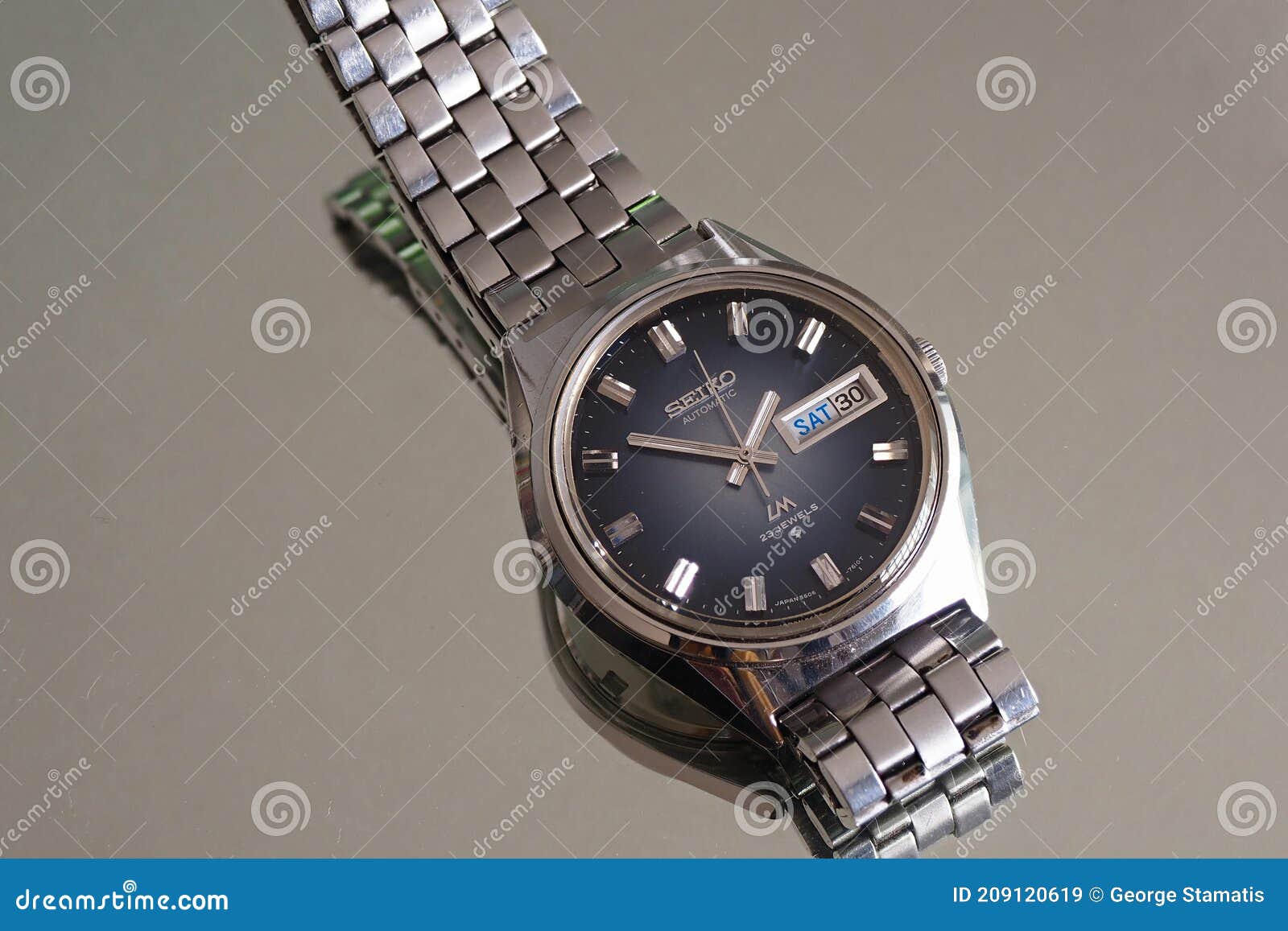 SEIKO AUTOMATIC LM 5606-7610T Editorial Stock Image - Image of time,  collection: 209120619