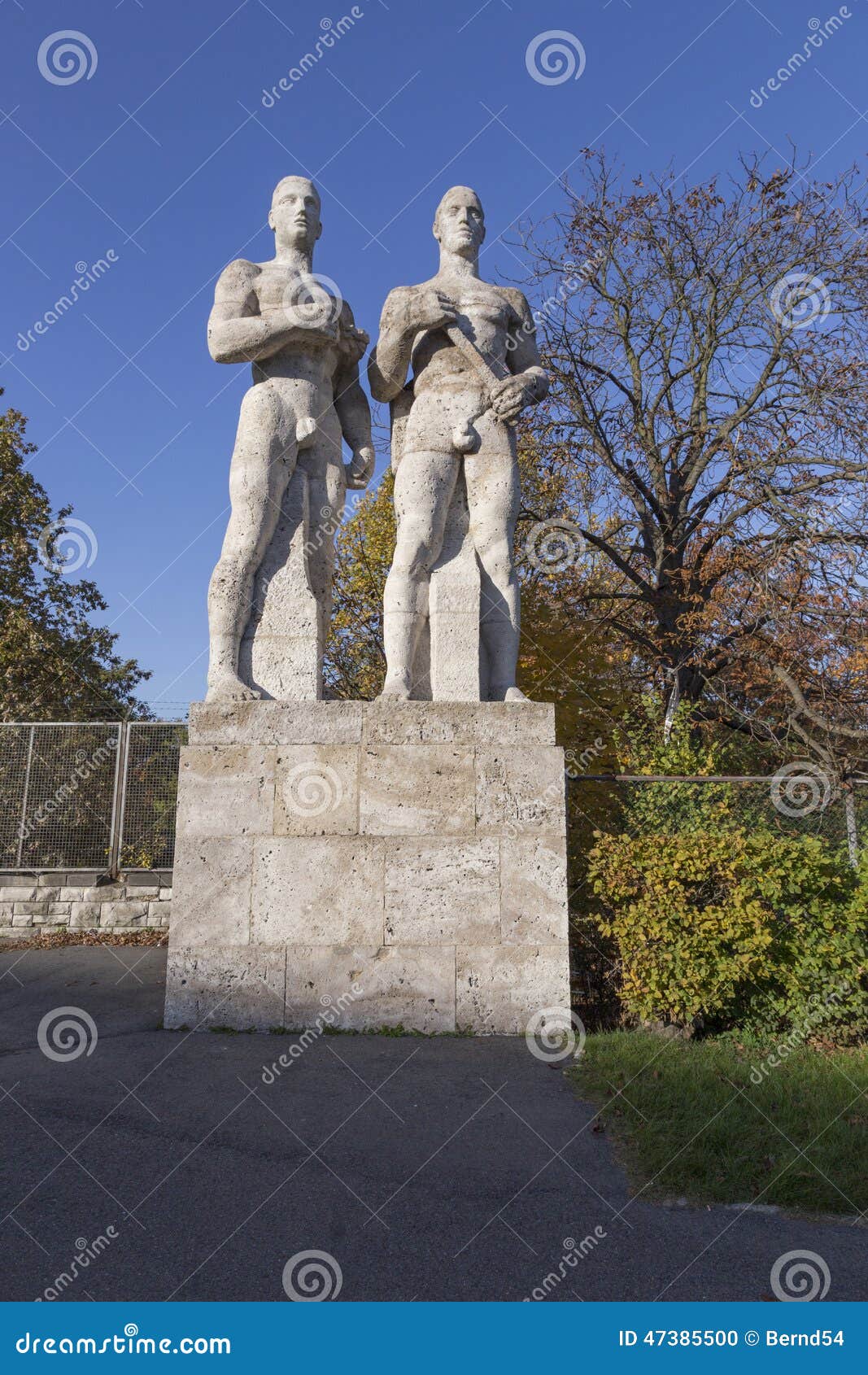 Athlete statues editorial image. Image of sports, fence 47385500