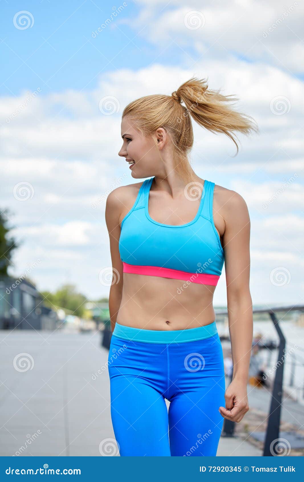 Athlete Women S Sportswear Fit Thin Physique Athletic Build Stock Image -  Image of confident, determination: 72920345