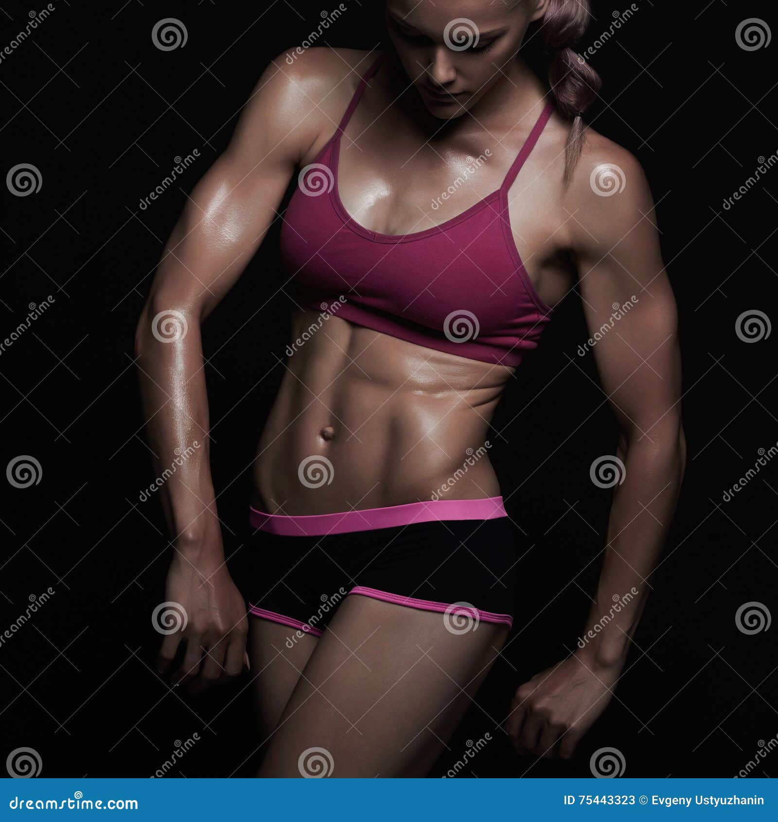 Athletic Girl. Gym Concept. Muscular Fitness Woman, Trained Female Body  Stock Image - Image of black, bodybuilding: 75443323