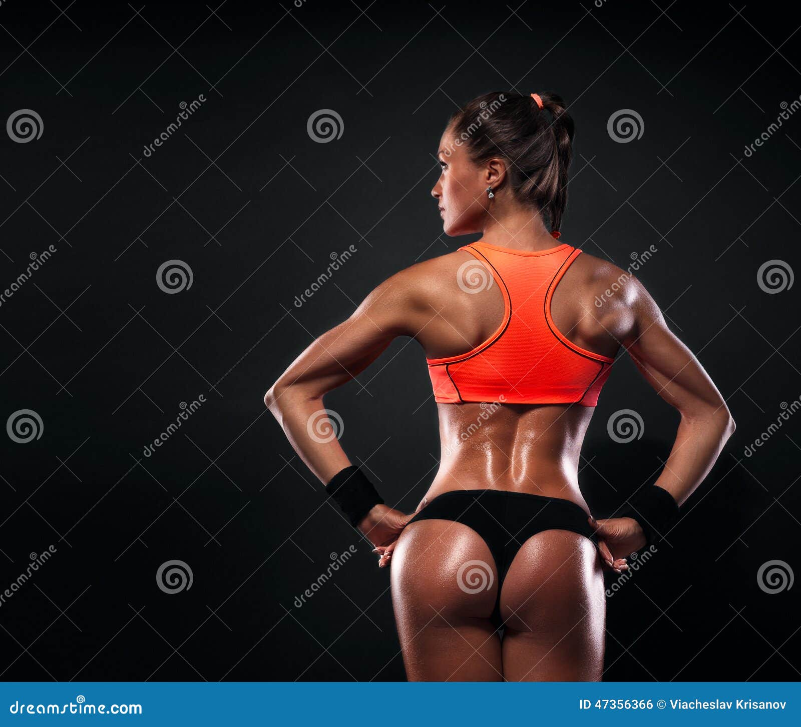 Athletic Young Woman Showing Muscles of the Back Stock Photo - Image of  lifestyle, beautiful: 47356366