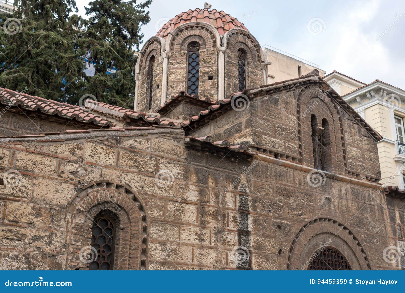 ATHÈNES, GRÈCE - 20 JANVIER 2017 : Église de Panaghia Kapnikarea à Athènes, Attique, Grèce
