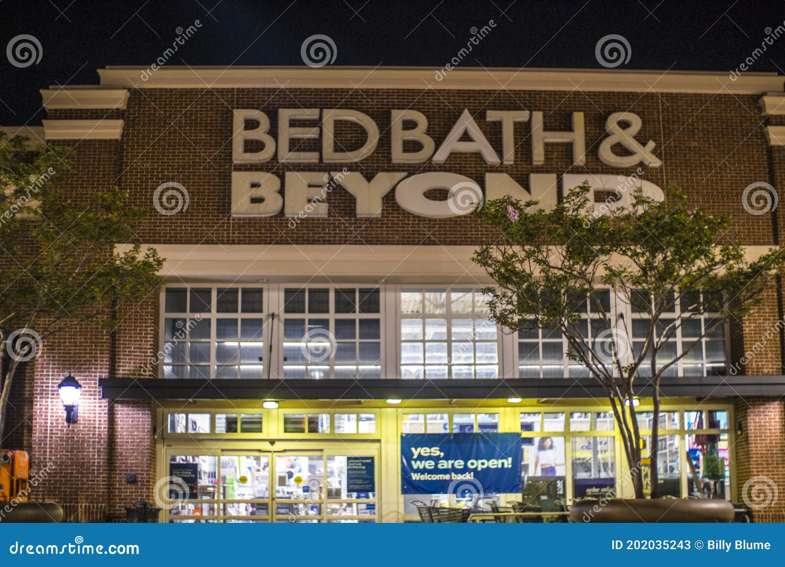 Atlanta Ga Bed Bath and Beyond at Night Editorial Stock Photo Image