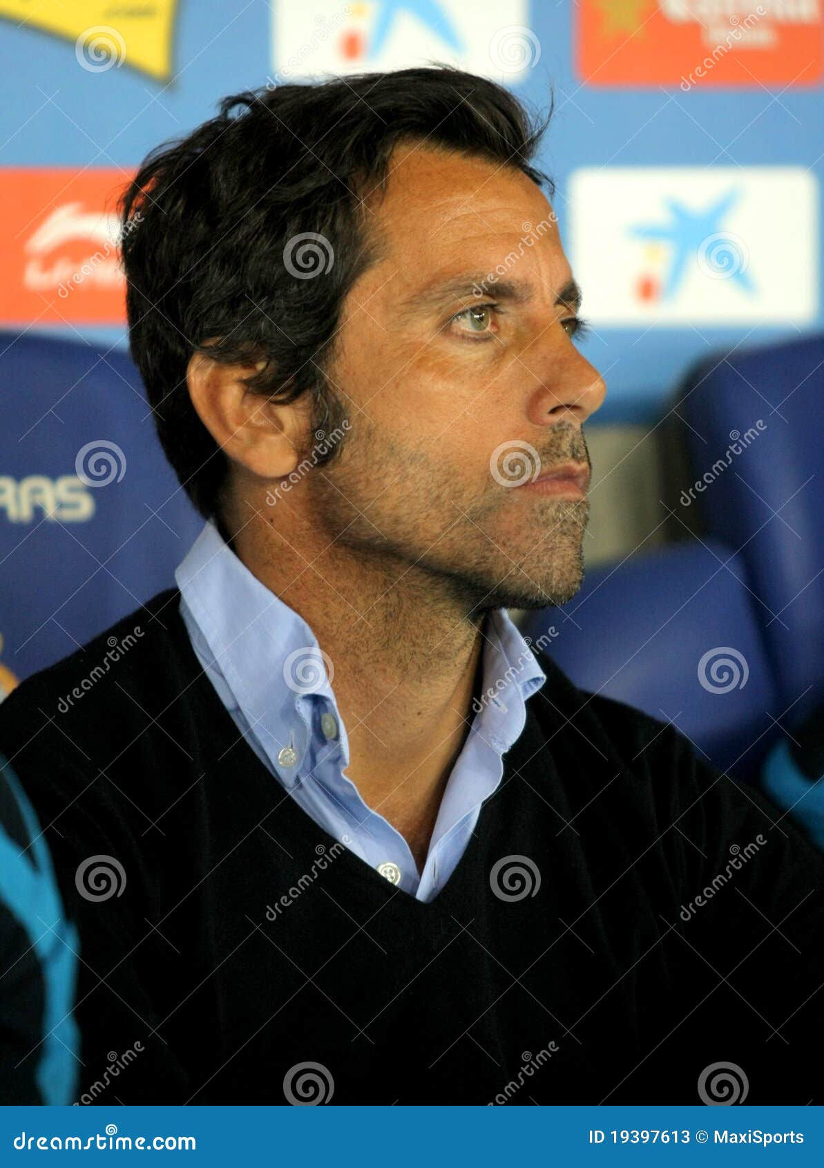 Atletico Madrid Zug <b>Quique Sanchez</b> Flores Redaktionelles Stockfoto - atletico-madrid-zug-quique-sanchez-flores-19397613