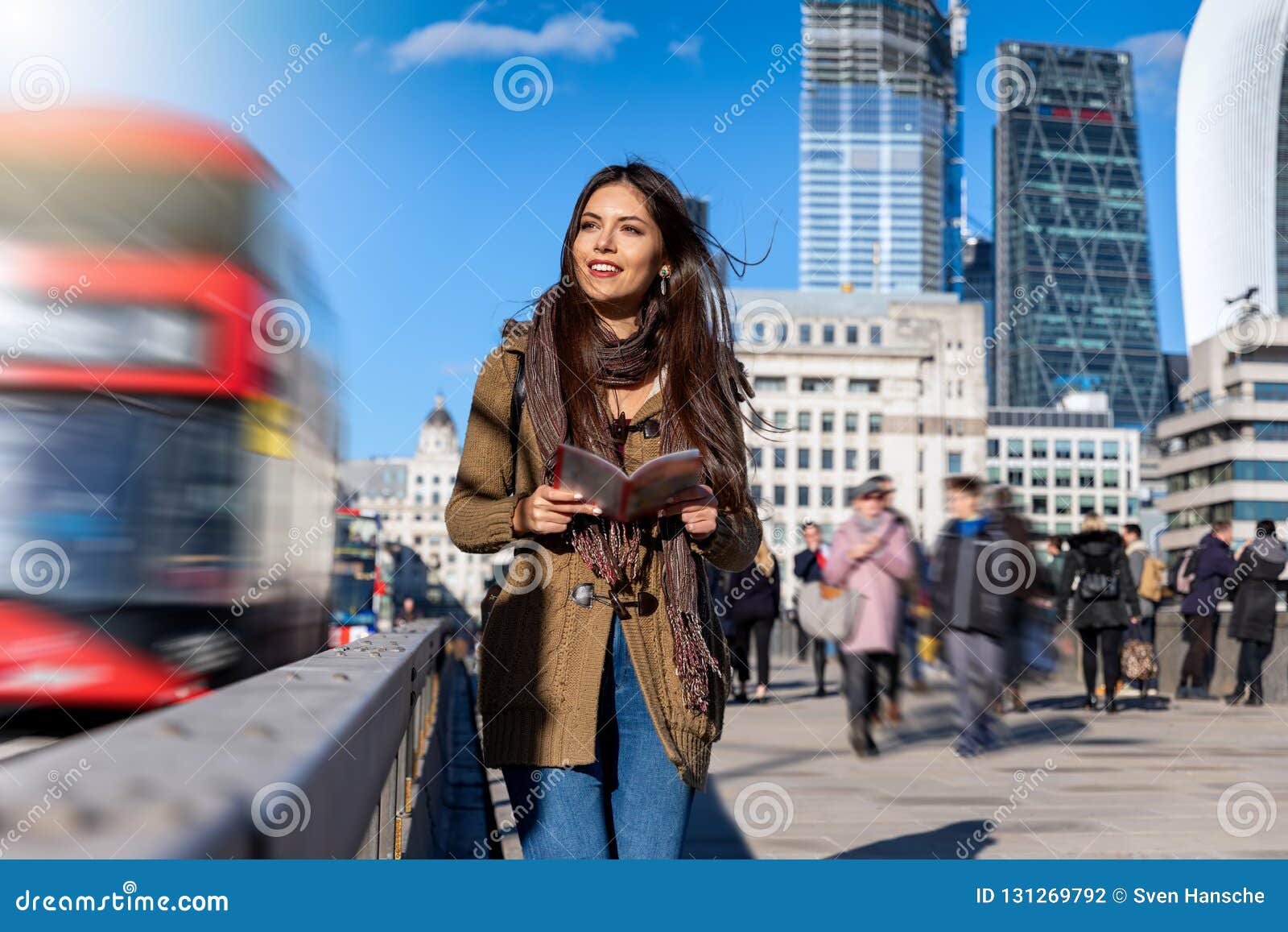 woman walking tour london