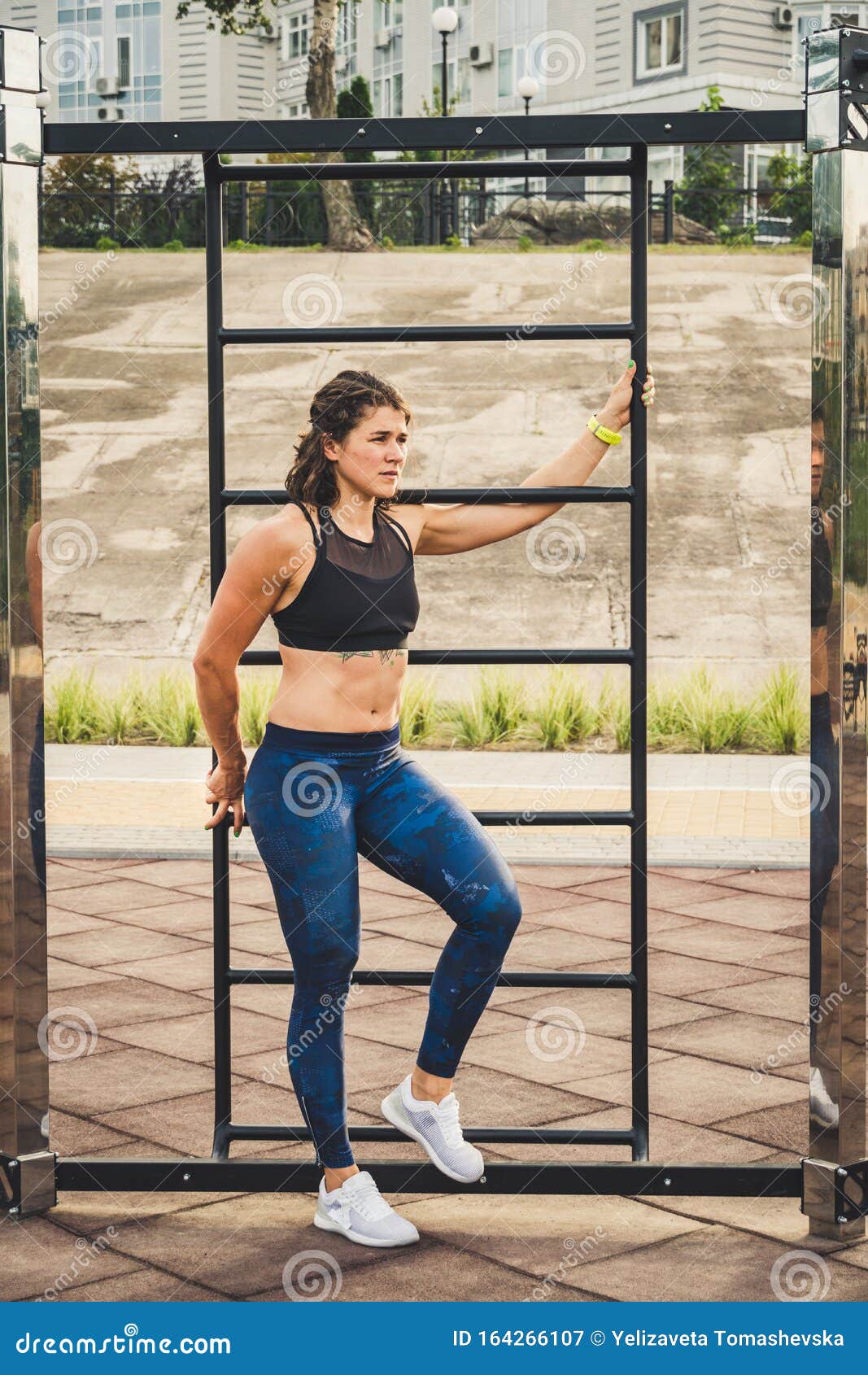 30 Minute Street workout women for Build Muscle