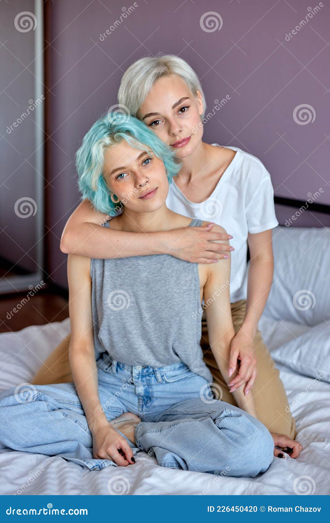 Lesbian Cutes