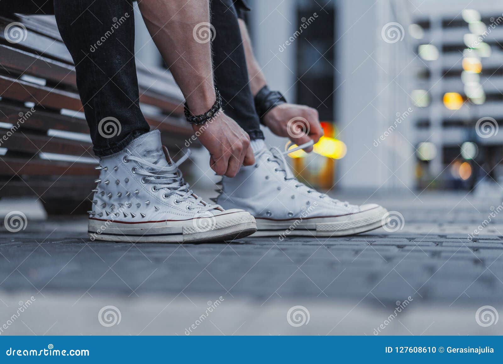 bench lace up sneakers