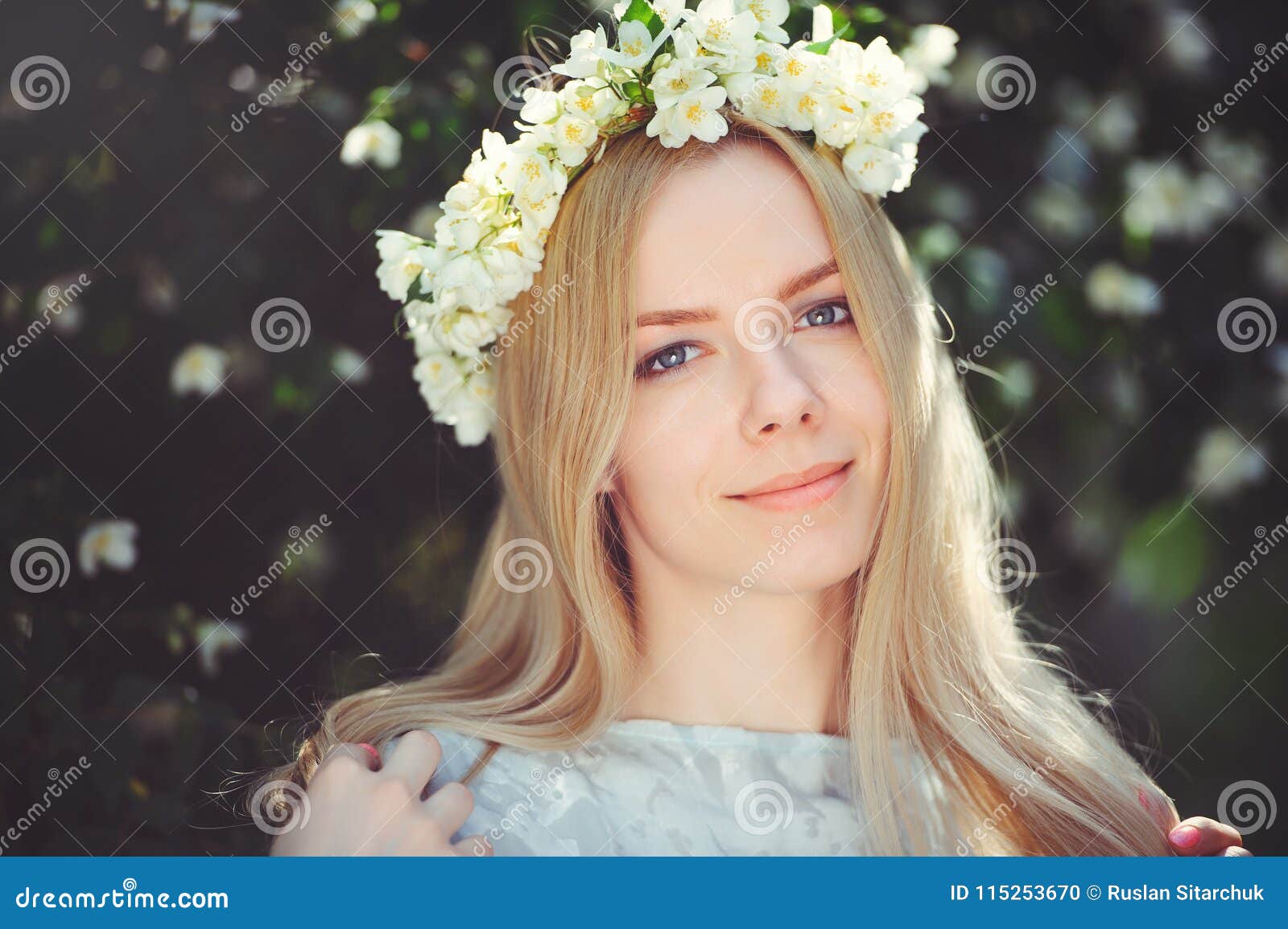 Bridal Hairstyles With Jasmine A Classic Style Back In Trend  WedMeGood