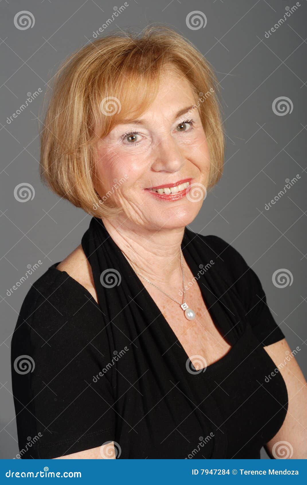 Attractive older woman hi-res stock photography and images - Alamy