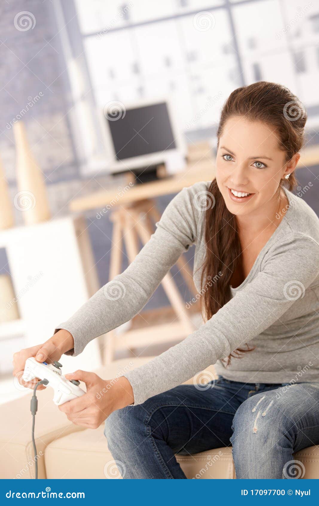 computer game testing from home